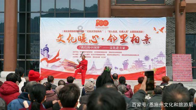 在一张边长是十厘米的正方形纸上如果剪去一个长方形它的周长不变怎么做